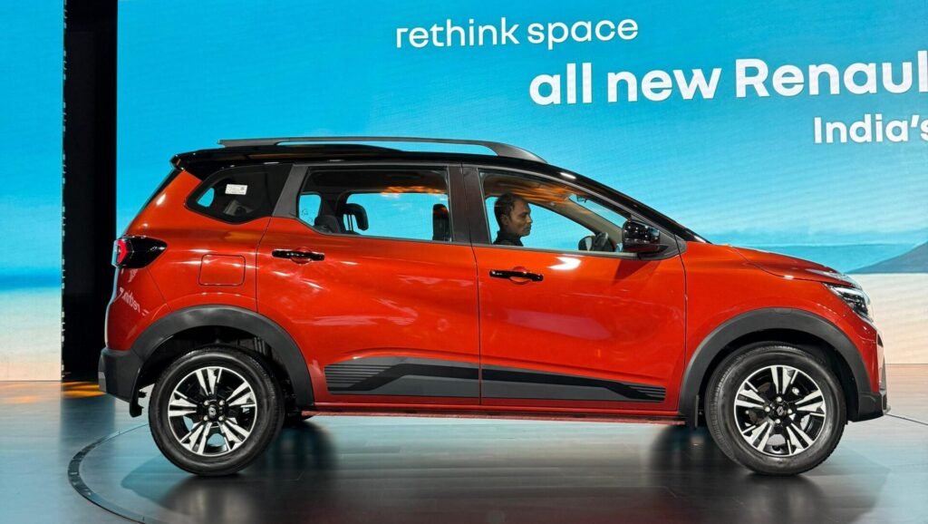 renault triber 